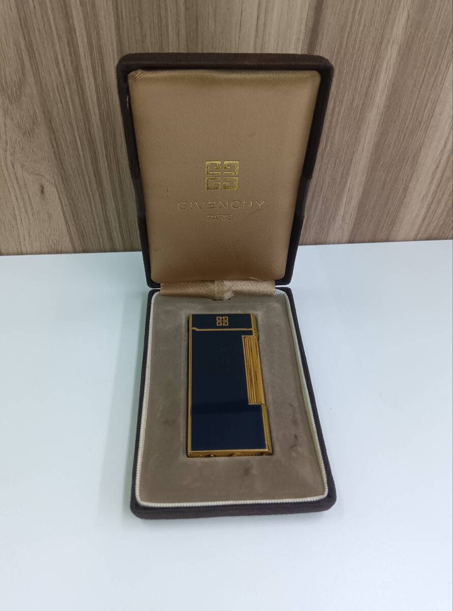 ジバンシー GIVENCHY ライター ブラック ゴールド 喫煙具 ケース ジバンシー GIVENCHY ライター ブラック ゴールド 喫煙具 ケース