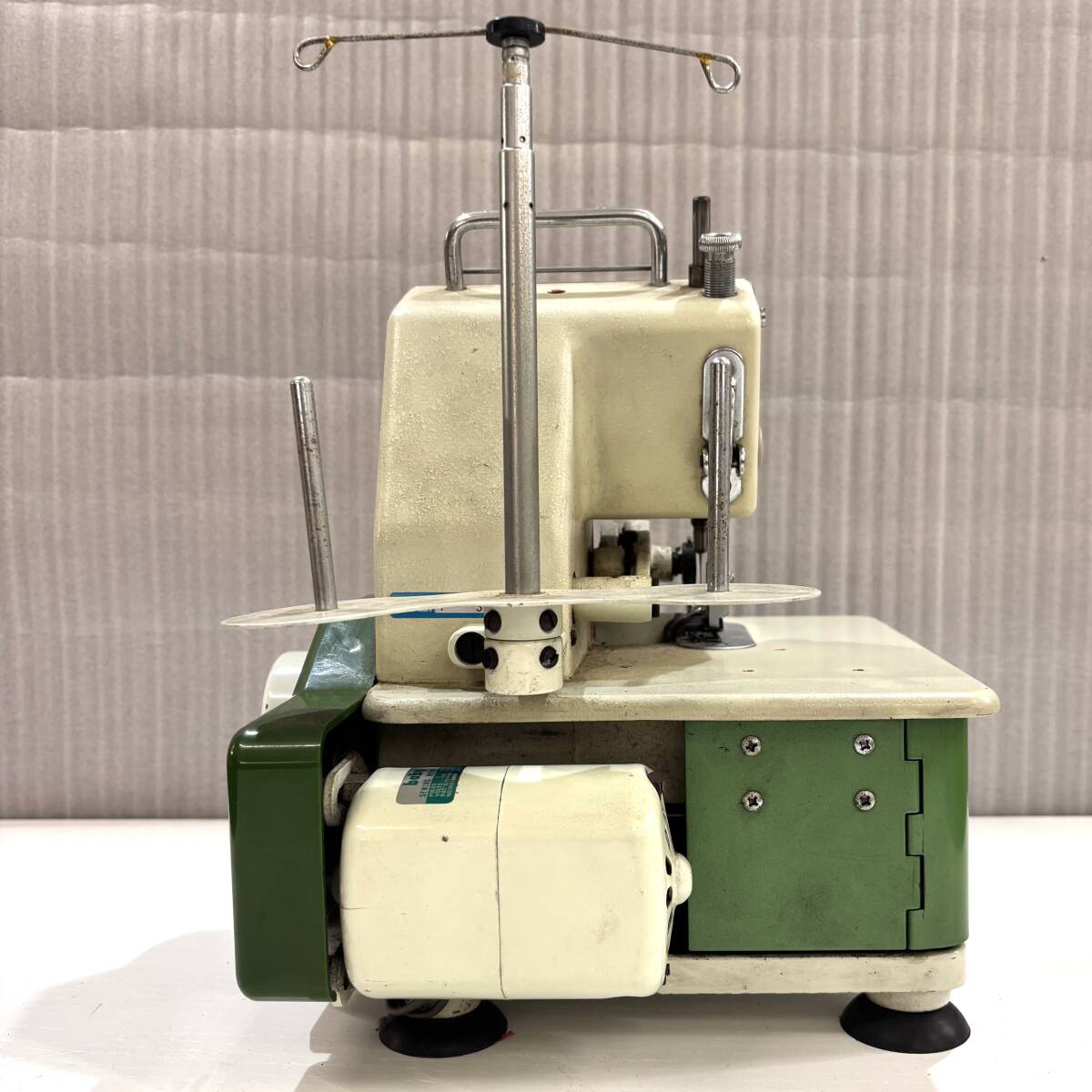 ○ baby lock ベビーロック EF-205 ロックミシン ペダル付き ○ baby lock ベビーロック EF-205 ロックミシン ペダル付き