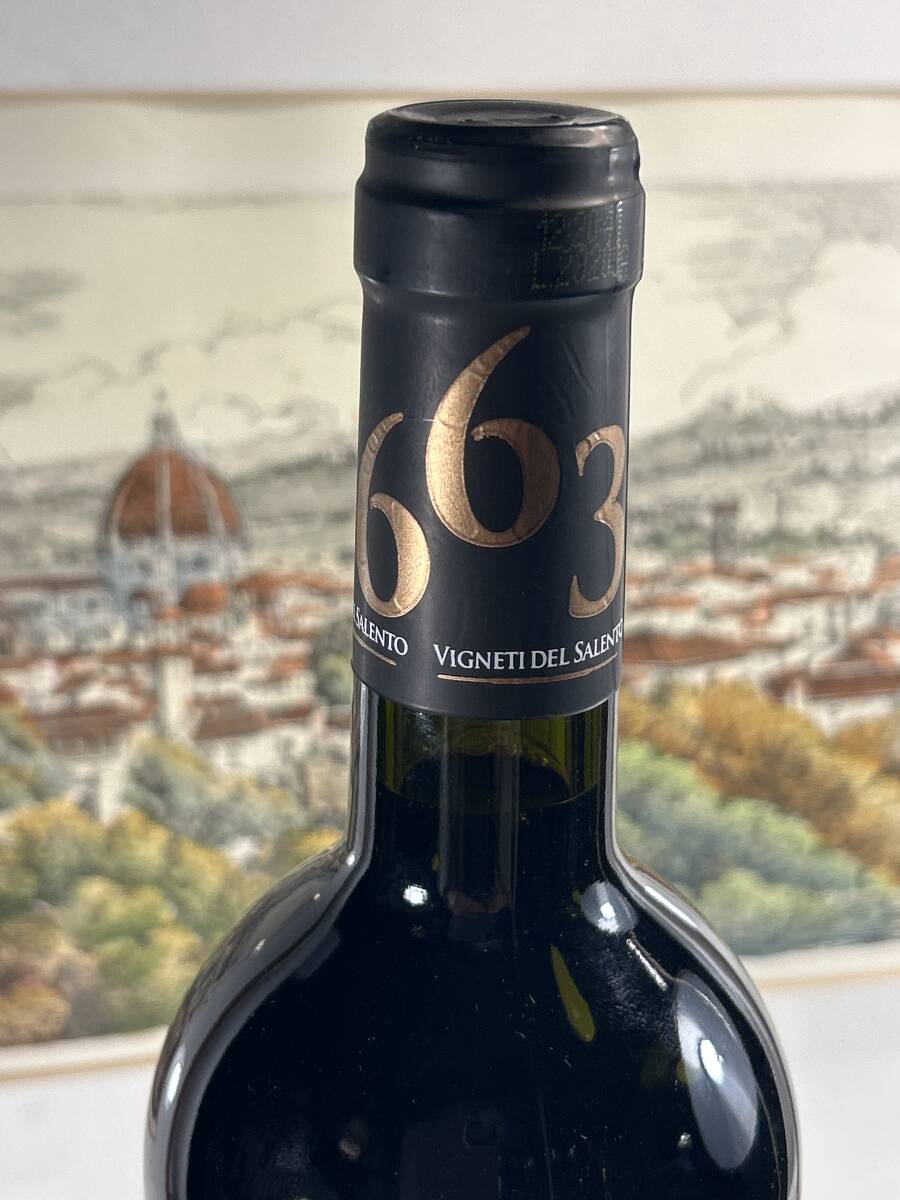 お家イタリアン 663 南イタリアを代表する3つの州の樹(shù)齢の高い土著品種をブレンド　ヴィニエティ デル サレント[NV] トレ イコーネ 赤