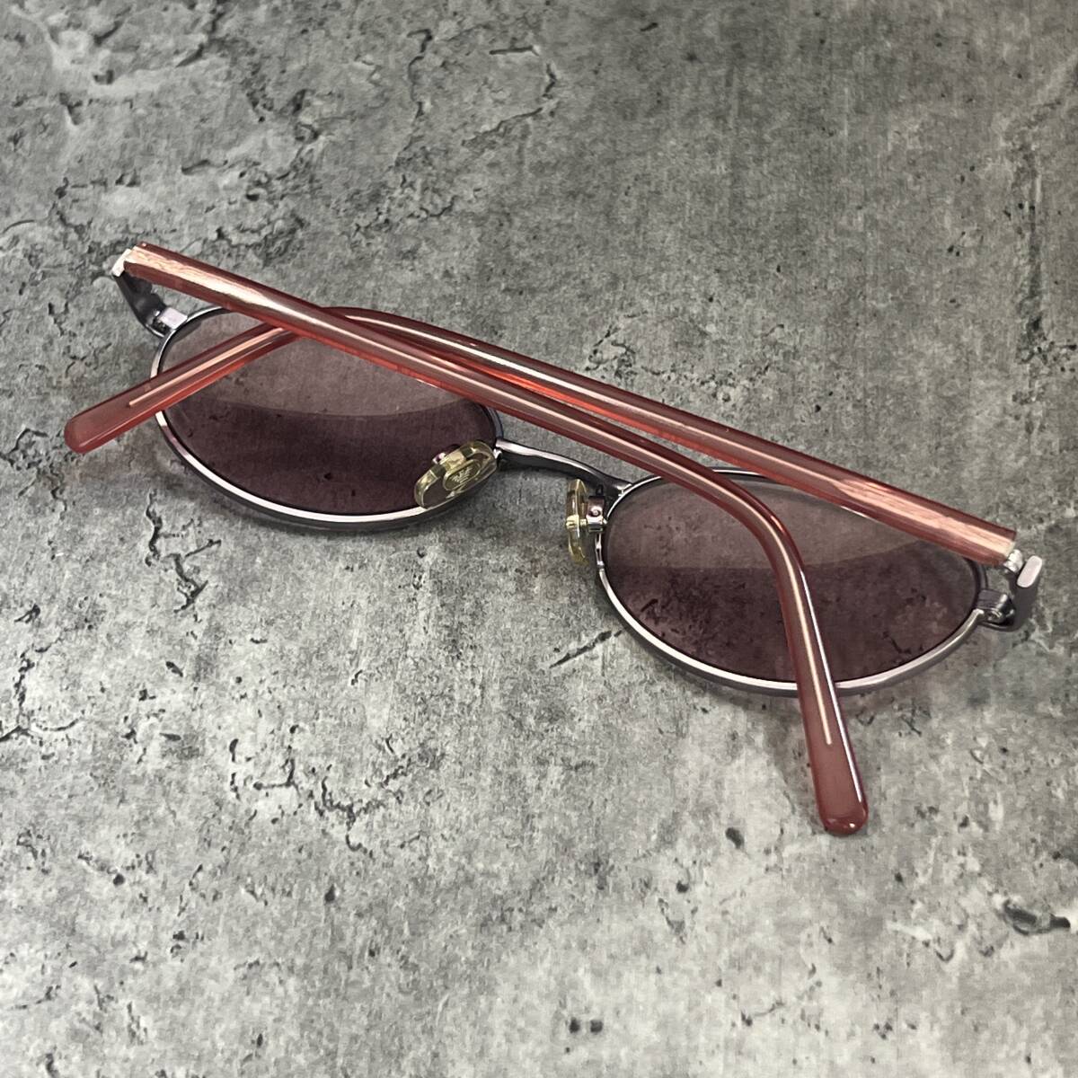 EMPORIO ARMANI エンポリオアルマーニ オーバル型 サングラス EMPORIO ARMANI エンポリオアルマーニ オーバル型 サングラス