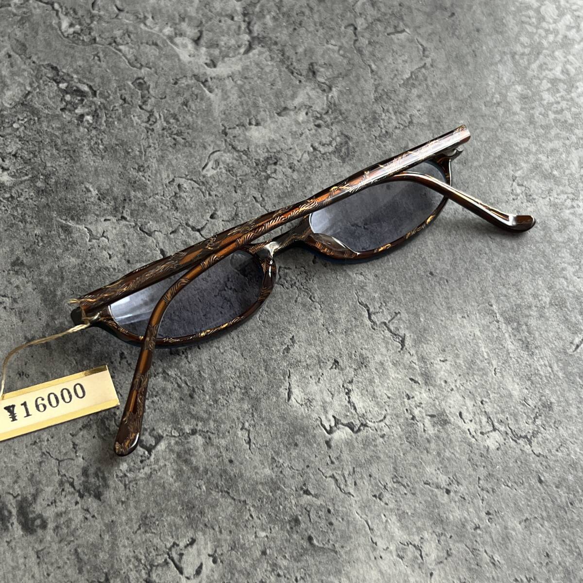 item_image_10