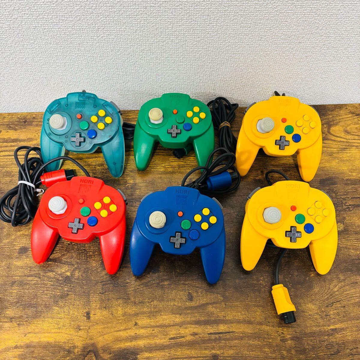Nintendo64 HORI ホリパッドミニ64 コントローラー 6台セット Nintendo64 HORI ホリパッドミニ64 コントローラー 6台セット