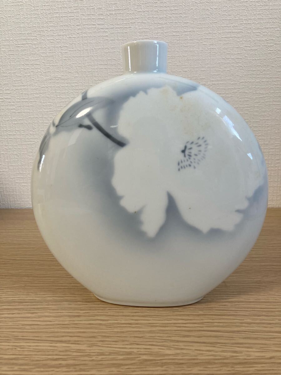 ○4-176 深川製磁 花瓶 花器 フラワーベース 薄墨白牡丹 AN-1 ○4-176 深川製磁 花瓶 花器 フラワーベース 薄墨白牡丹 AN-1