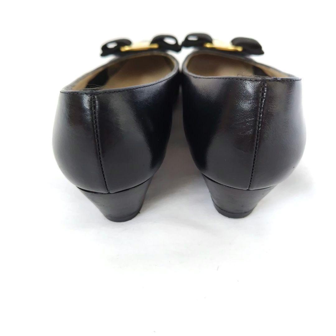 小さいサイズ フェラガモ【Ferragamo】ヴァラ パンプス 黒 4C 小さいサイズ フェラガモ【Ferragamo】ヴァラ パンプス 黒 4C