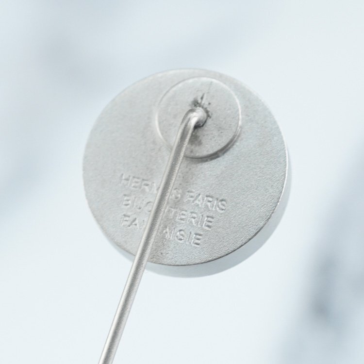 1円/美品】エルメス HERMES セリエ シェル ピンブローチ 1円/美品】エルメス HERMES セリエ シェル ピンブローチ