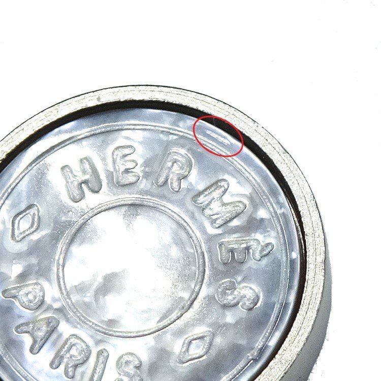 1円/美品】エルメス HERMES セリエ シェル ピンブローチ 1円/美品】エルメス HERMES セリエ シェル ピンブローチ