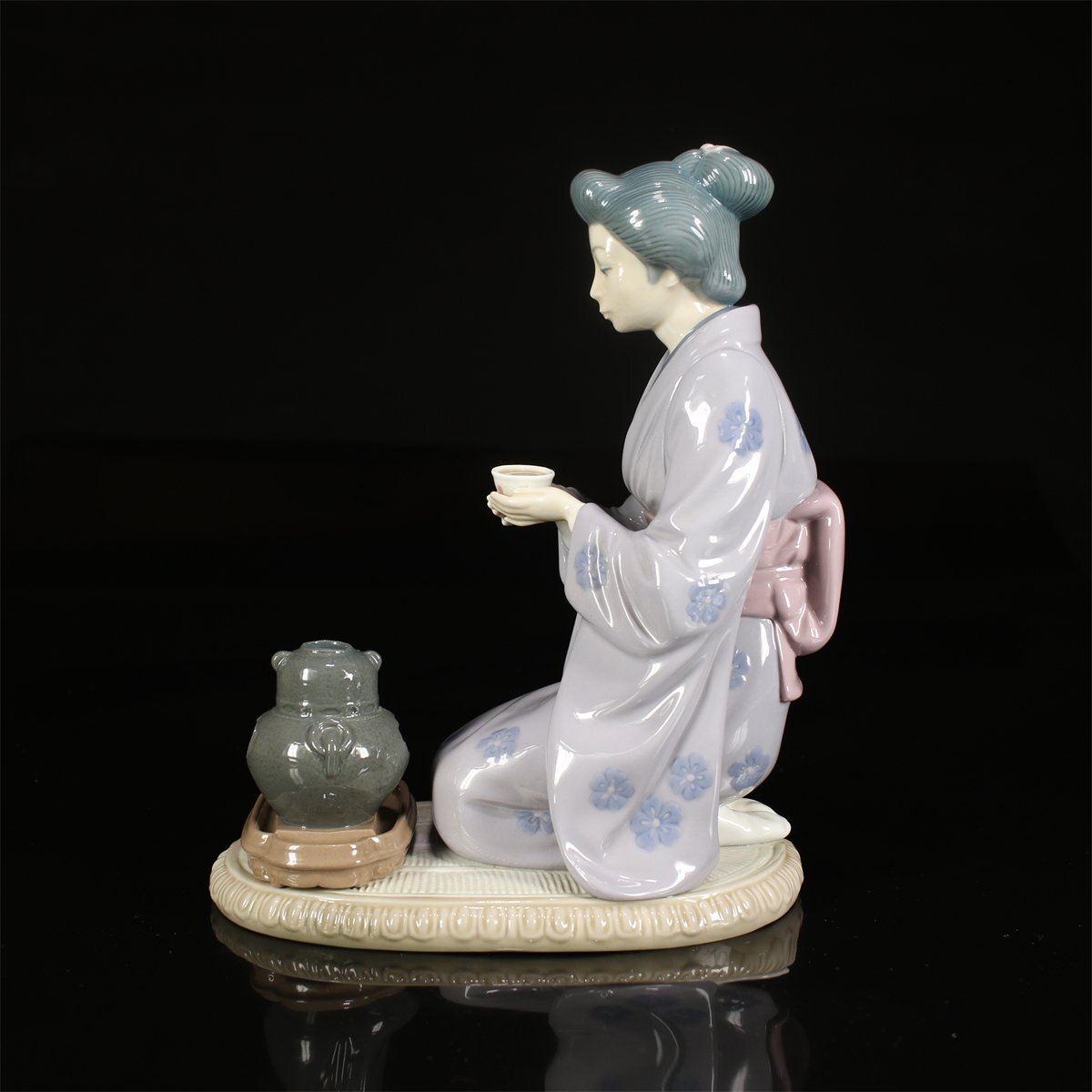 吉】CK505 1981年製 LLADRO 【リヤドロ】 磁器人形 フィギュリン 吉】CK505 1981年製 LLADRO 【リヤドロ】 磁器人形 フィギュリン