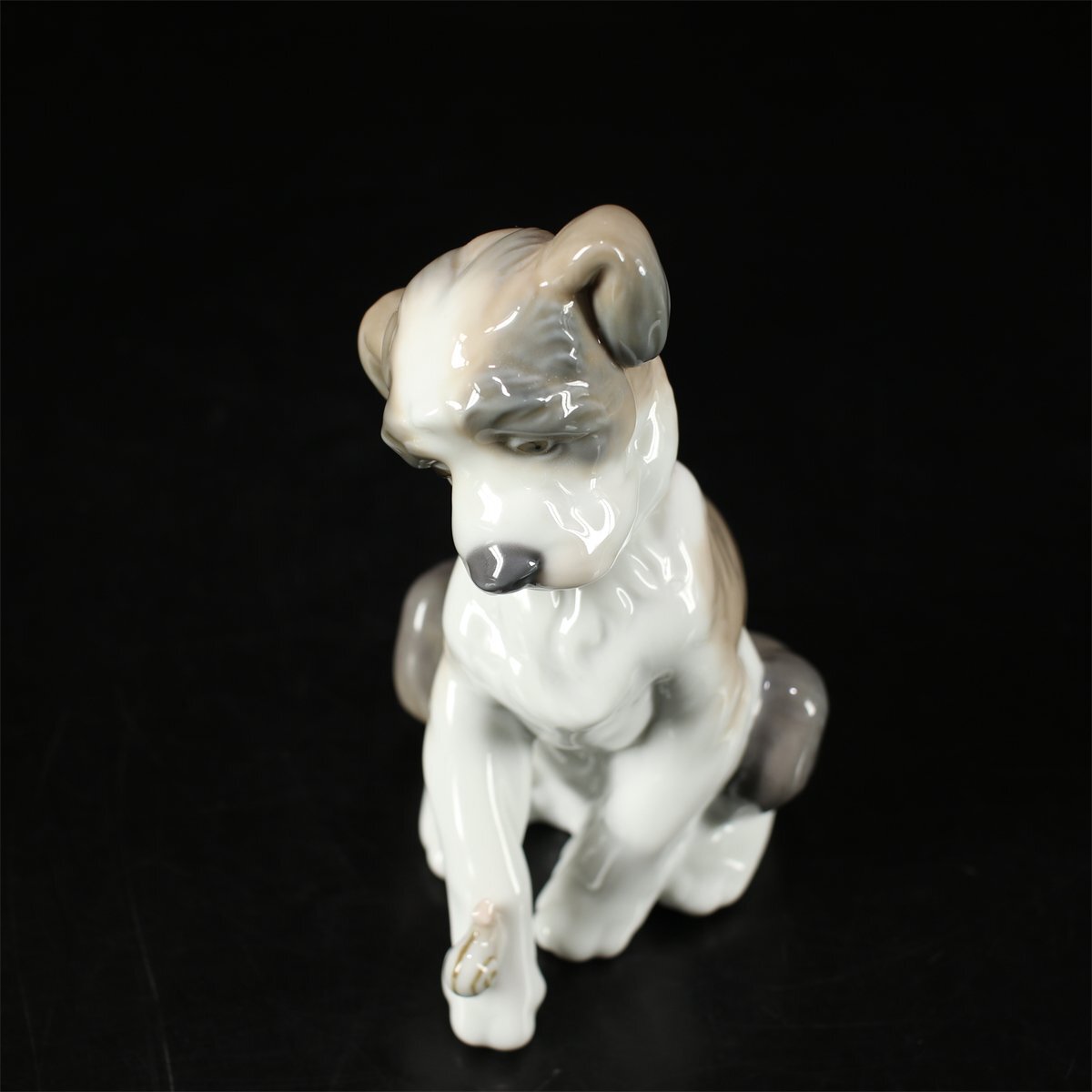 吉】CK387 LLADRO 【リヤドロ】 磁器人形 足の電伝虫 『ニュー 吉】CK387 LLADRO 【リヤドロ】 磁器人形 足の電伝虫 『ニュー