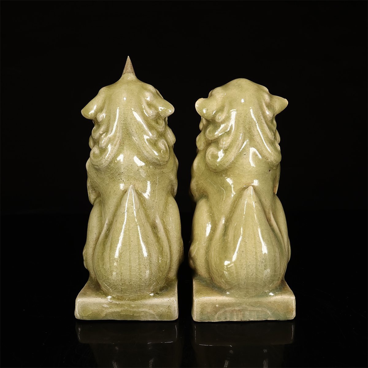 吉】CK661 江戸名工 【青木木米】作 青磁 狛犬 獅子 置物 2点 吉】CK661 江戸名工 【青木木米】作 青磁 狛犬 獅子 置物 2点