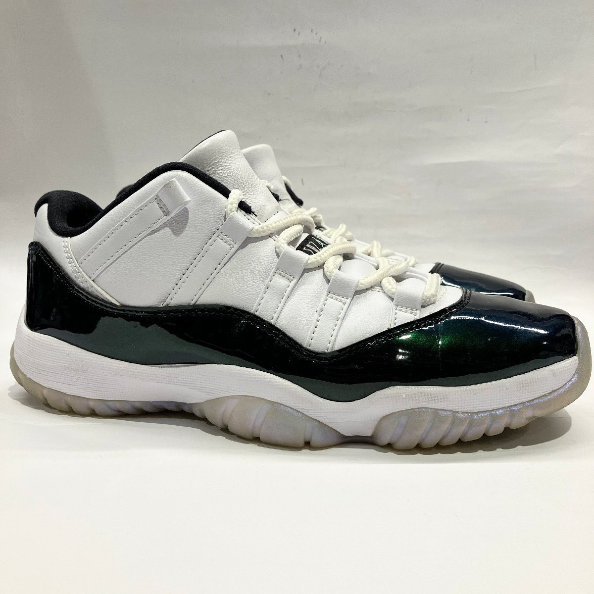 AIR JORDAN 11 RETRO LOW "EASTER" 528895-145 (ホワイト/エメラルドライズ/ブラック)