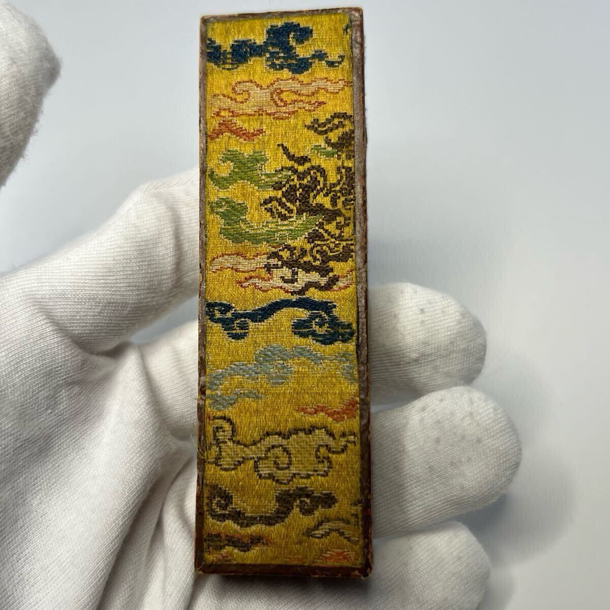 中国古美術 時代物 中国墨 唐墨 書道 古墨 赤墨 墨 龍図 金彩 中国古美術 時代物 中国墨 唐墨 書道 古墨 赤墨 墨 龍図 金彩