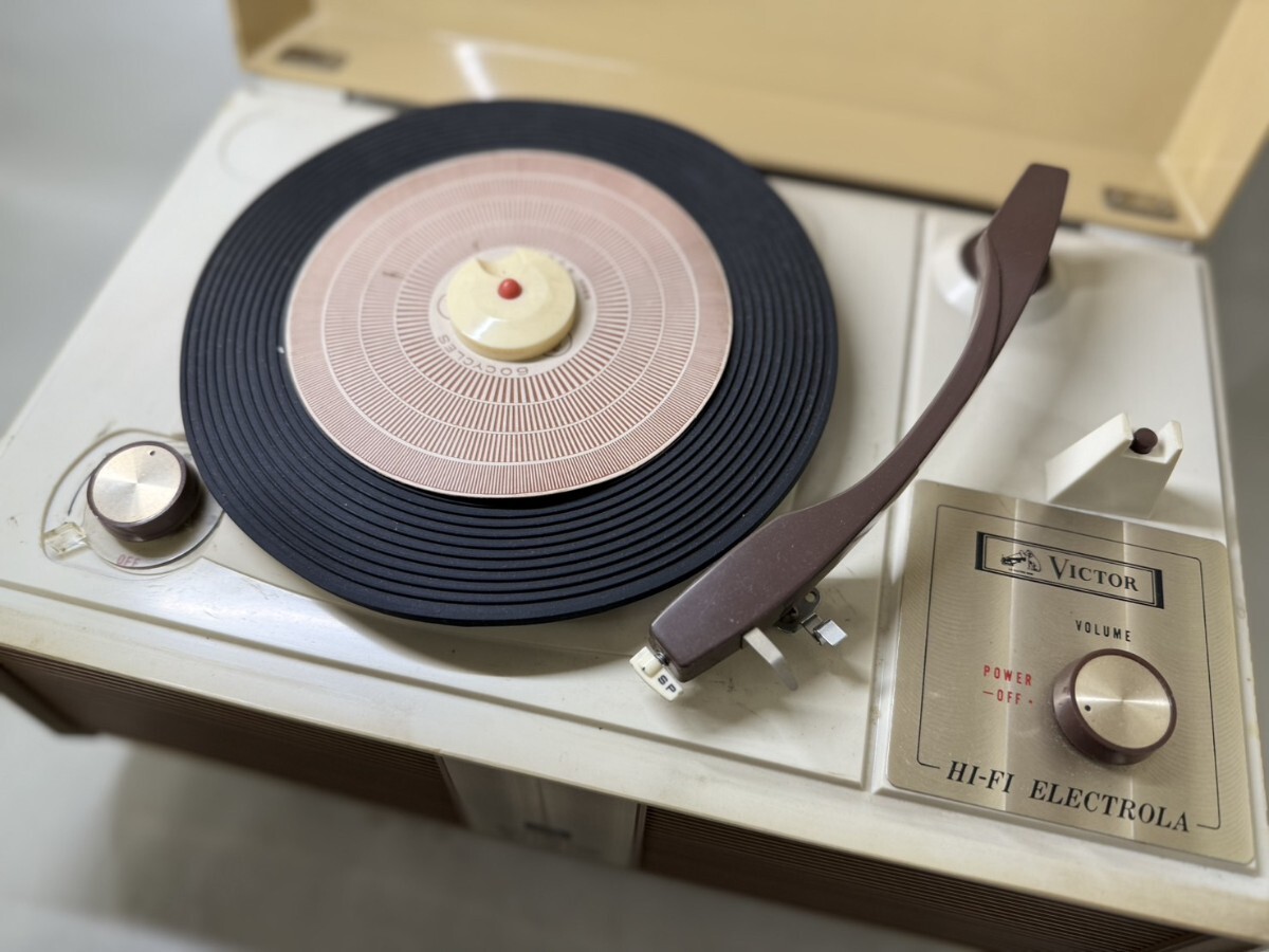 T22 昭和レトロ ビクター レコードプレーヤー アンティーク T22 昭和レトロ ビクター レコードプレーヤー アンティーク