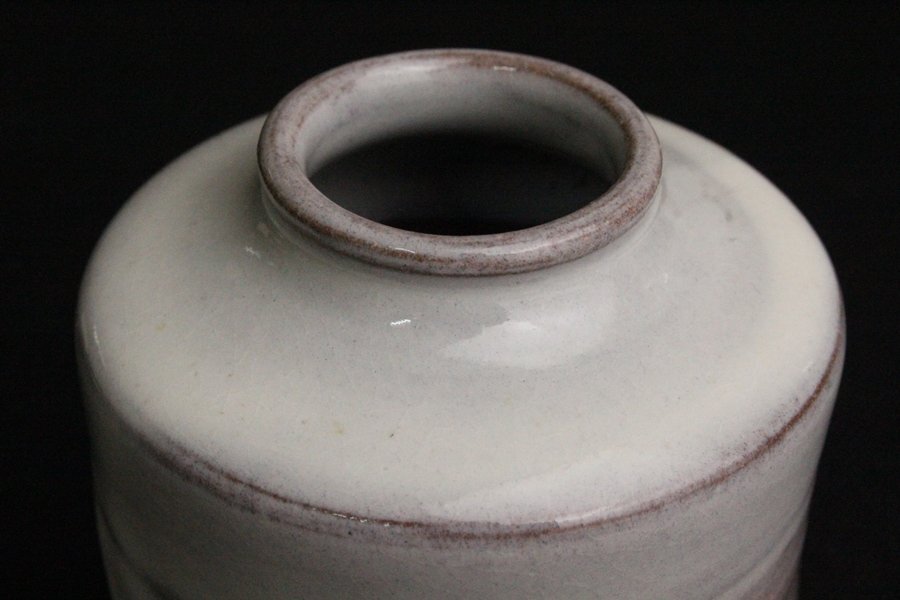 TB526萩焼 城山窯 金子信彦 茶入 共箱◇陶印有/松籟庵/煎茶道具 TB526萩焼 城山窯 金子信彦 茶入 共箱◇陶印有/松籟庵/煎茶道具