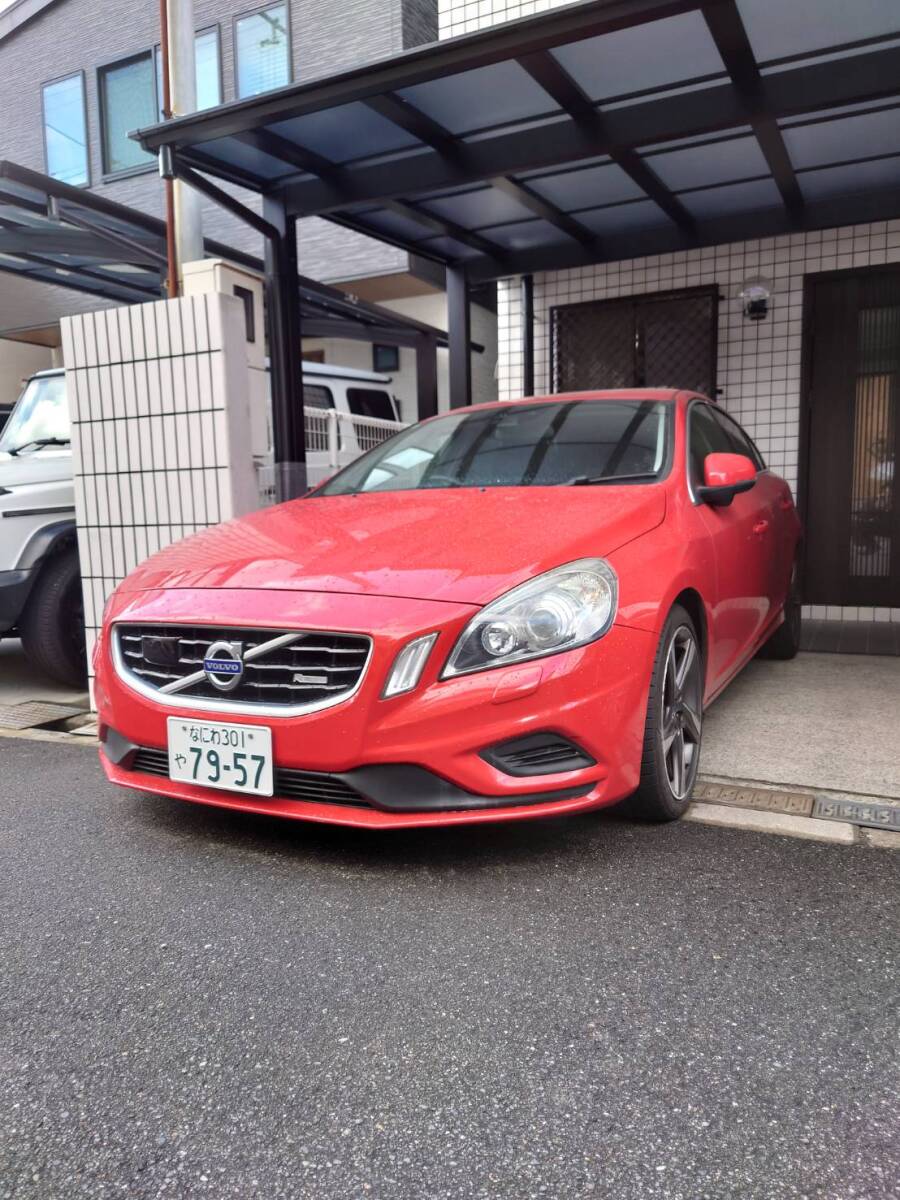 値下げ★パッションレッドの綺麗なボルボ★豪華內(nèi)外裝特別限定車S60Rデザイン★タイヤ?ブレーキパッド?オイル交換済★機関良好★格安売切