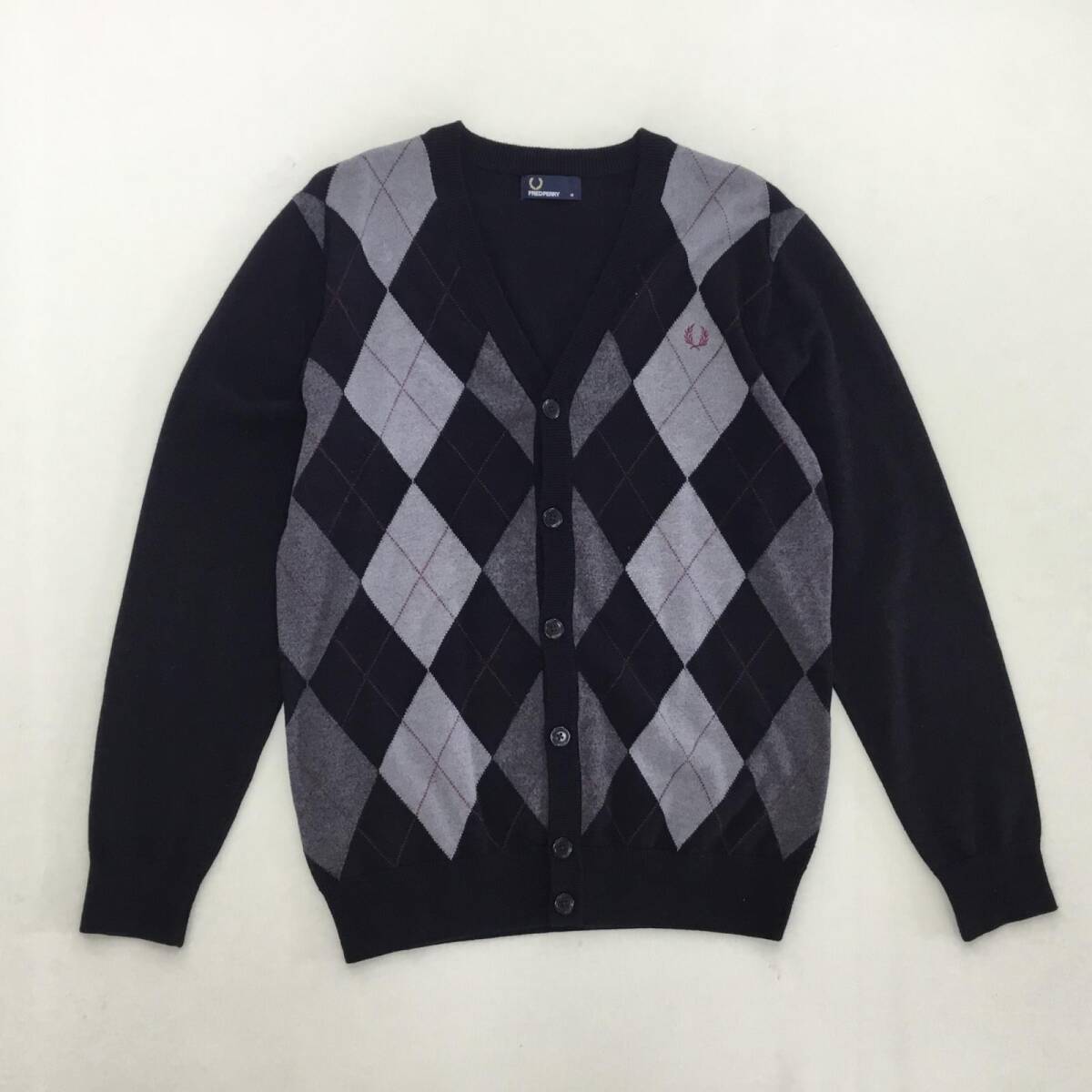 □FRED PERRY フレッドペリー カーディガン 羽織 長袖 Mサイズ □FRED PERRY フレッドペリー カーディガン 羽織 長袖 Mサイズ