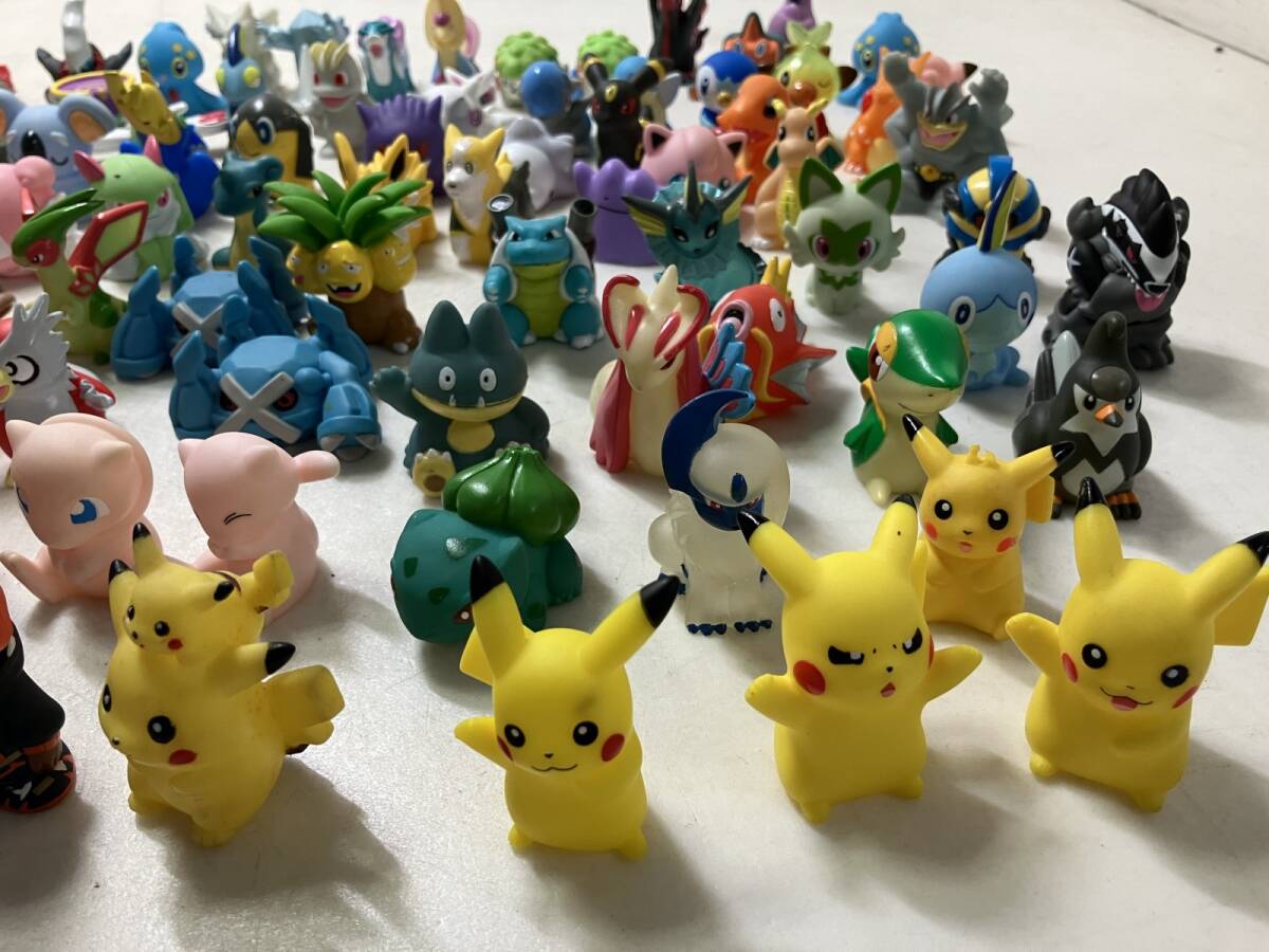☆ ポケットモンスター ポケモン 指人形 約120個以上 ソフビ ☆ ポケットモンスター ポケモン 指人形 約120個以上 ソフビ