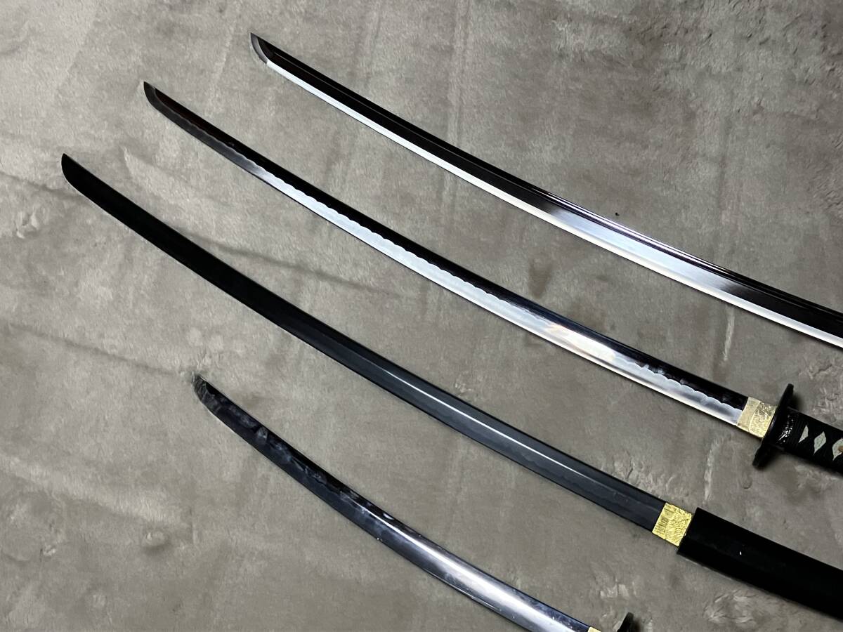 模造刀 4本 まとめて 武具 模擬刀 居合刀 日本刀 短刀 武士侍剣 模造刀 4本 まとめて 武具 模擬刀 居合刀 日本刀 短刀 武士侍剣