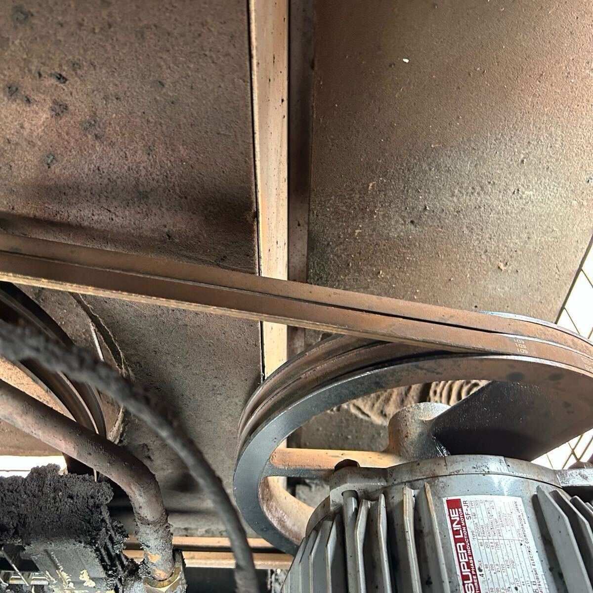 T533 アネスト岩田 コンプレッサー COMG PAC CLP55B-8.5D ドライヤー付き 200V 50Hz 5.5kW 7.5馬力 タンク70L【動作確認済】の画像6