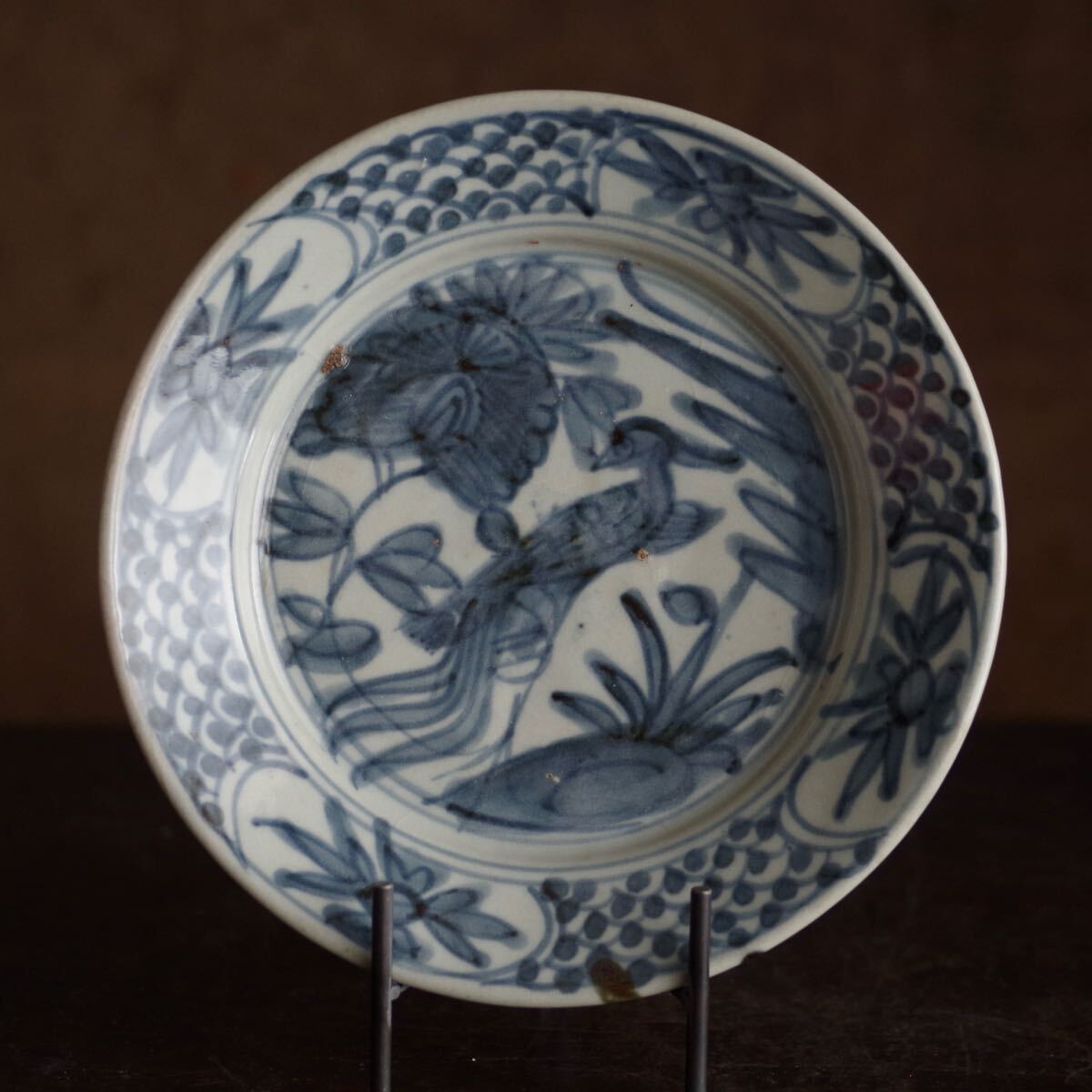 無傷】明染付花鳥文六寸皿 明末清初 呉須手 飾皿 絵皿 茶道具 古 無傷】明染付花鳥文六寸皿 明末清初 呉須手 飾皿 絵皿 茶道具 古