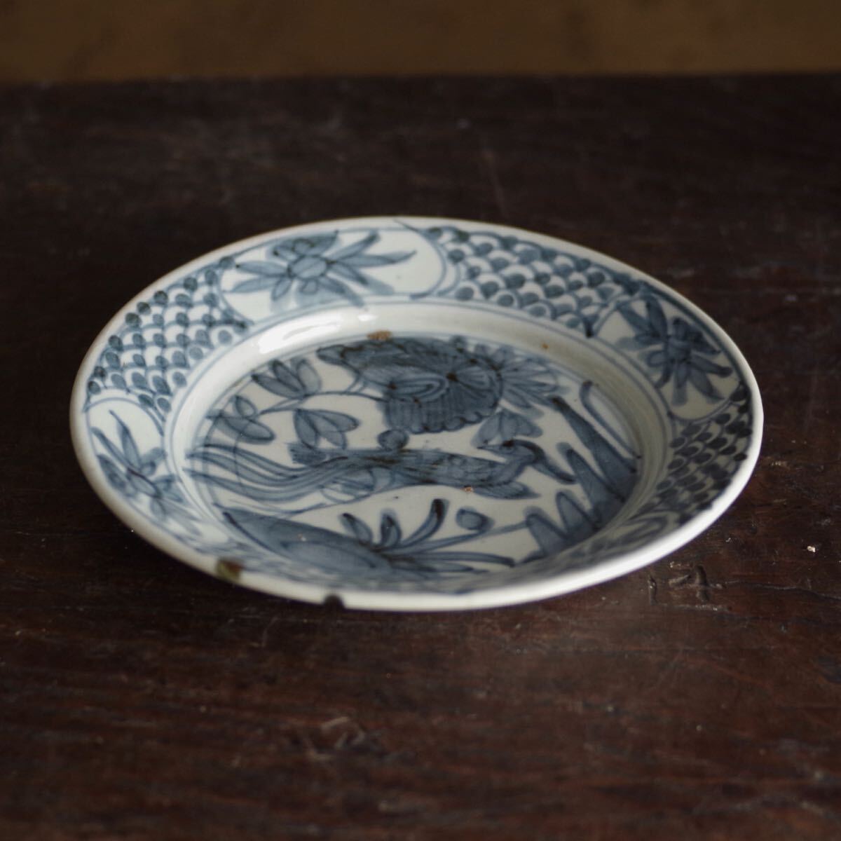 無傷】明染付花鳥文六寸皿 明末清初 呉須手 飾皿 絵皿 茶道具 古 無傷】明染付花鳥文六寸皿 明末清初 呉須手 飾皿 絵皿 茶道具 古