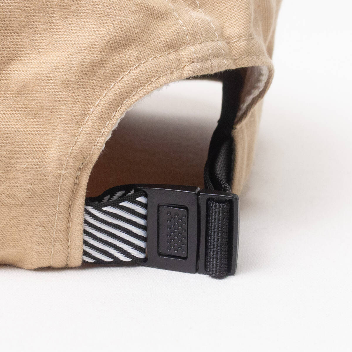 新品 Basiquenti ロゴ アンパイアキャップ フリーサイズ ベージュ_画像6