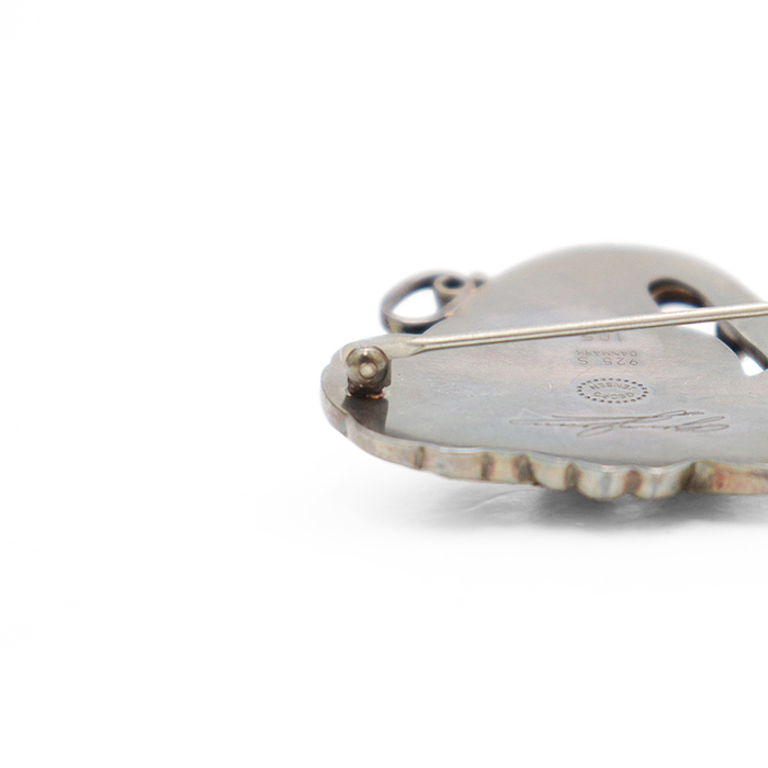 Georg Jensen ジョージジェンセン ブローチ 筆記体刻印 105 Georg Jensen ジョージジェンセン ブローチ 筆記体刻印 105
