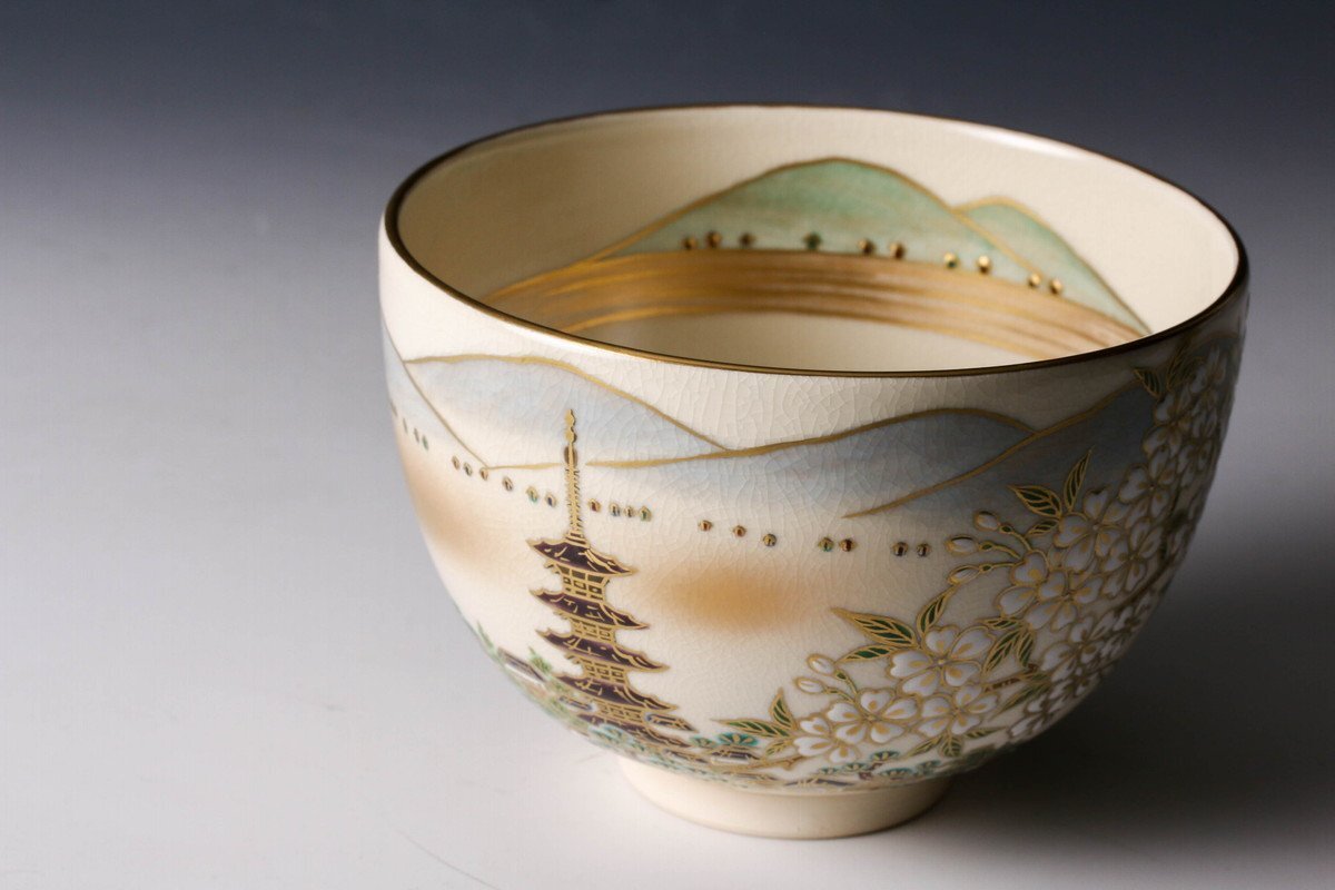 SAG】杉田祥平 清閑寺窯 色絵春風景画茶碗 共箱 共布 栞 茶道具 SAG】杉田祥平 清閑寺窯 色絵春風景画茶碗 共箱 共布 栞 茶道具