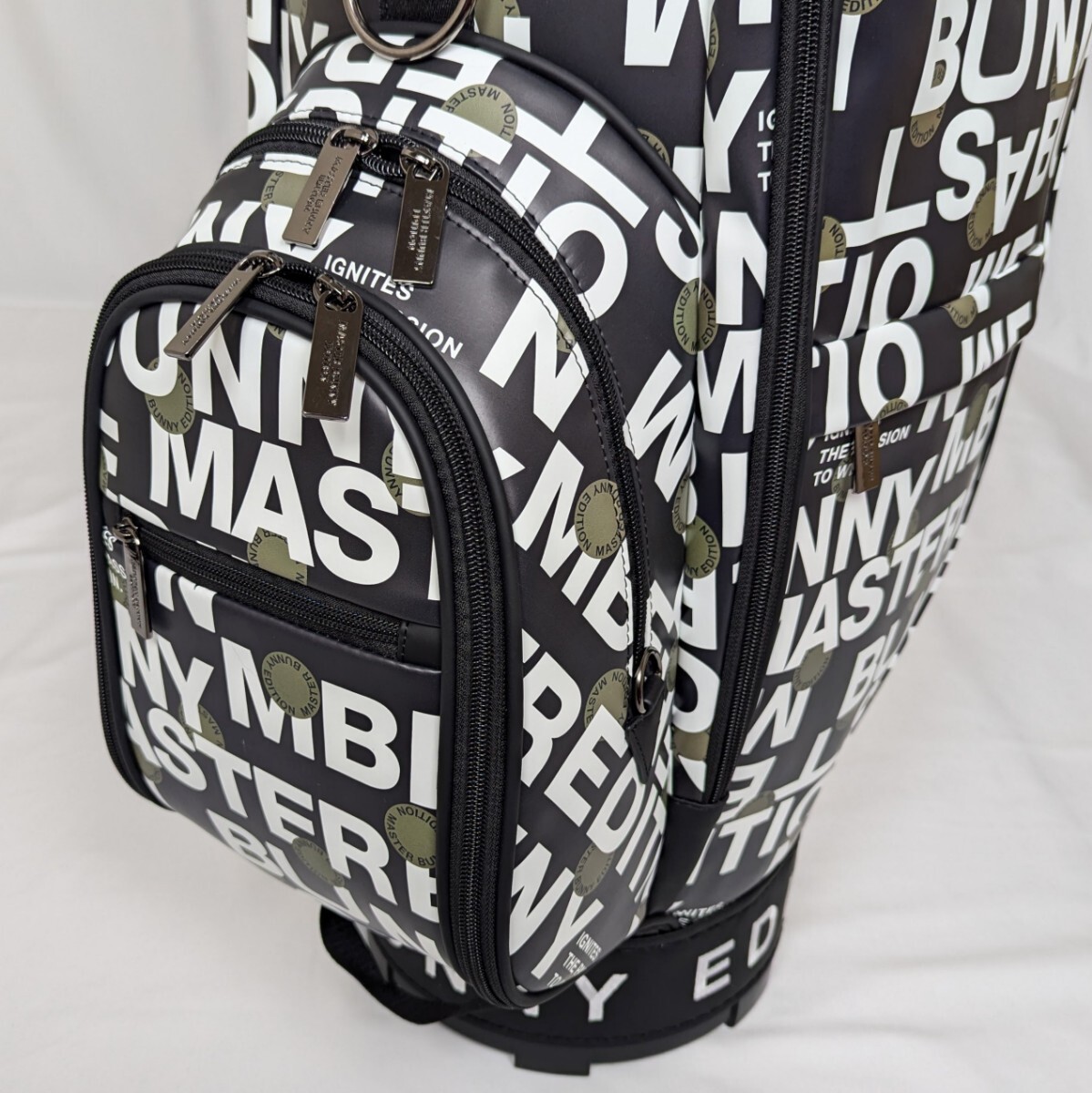 ☆新品正規品 PEARLYGATES/マスターバニー 総柄プリント 自立型 ☆新品正規品 PEARLYGATES/マスターバニー 総柄プリント 自立型