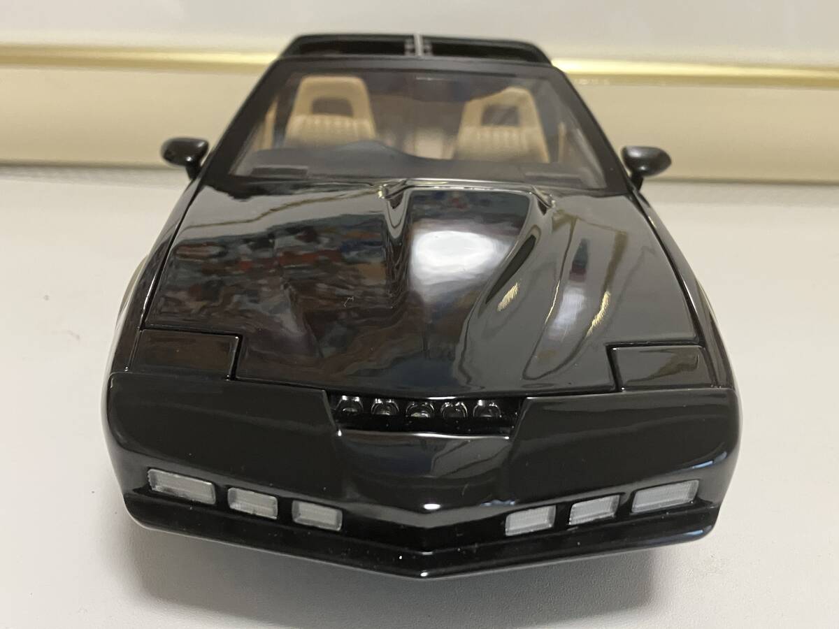 スカイネット 1/18 ダイキャスト制 ナイトライダー K.I.T.T