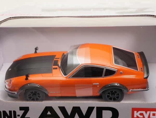 京商 ミニッツ AWD レディセット 日産 フェアレディ 240Z-L 京商 ミニッツ AWD レディセット 日産 フェアレディ 240Z-L