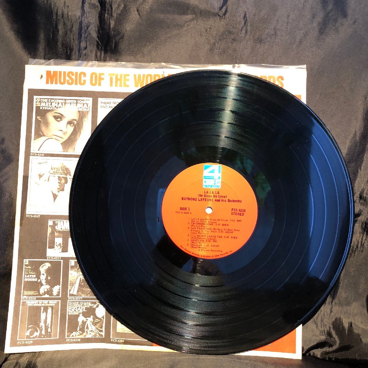 Raymond Lefevre And His Orchestra / La La La (He Gives Me Love) LP 4Corners Of The World