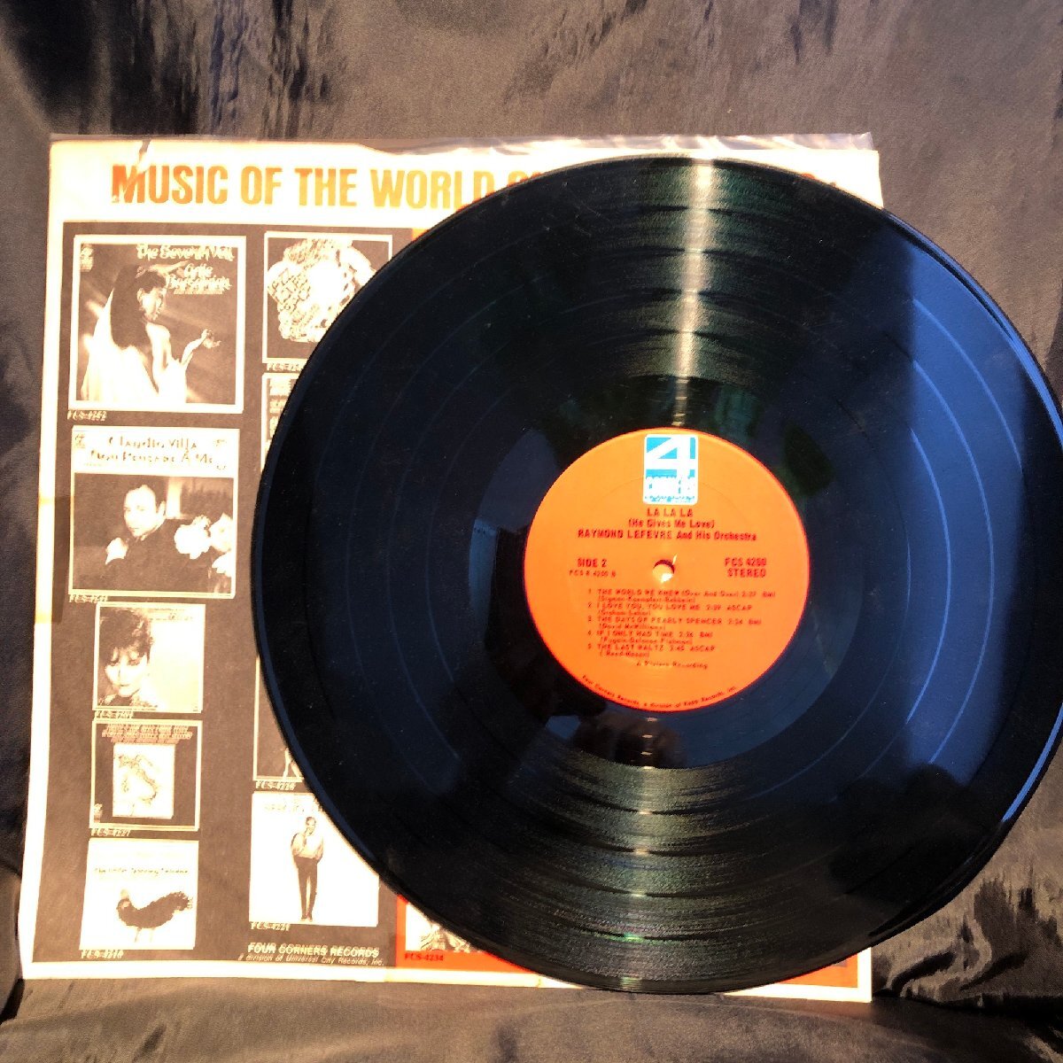 Raymond Lefevre And His Orchestra / La La La (He Gives Me Love) LP 4Corners Of The World