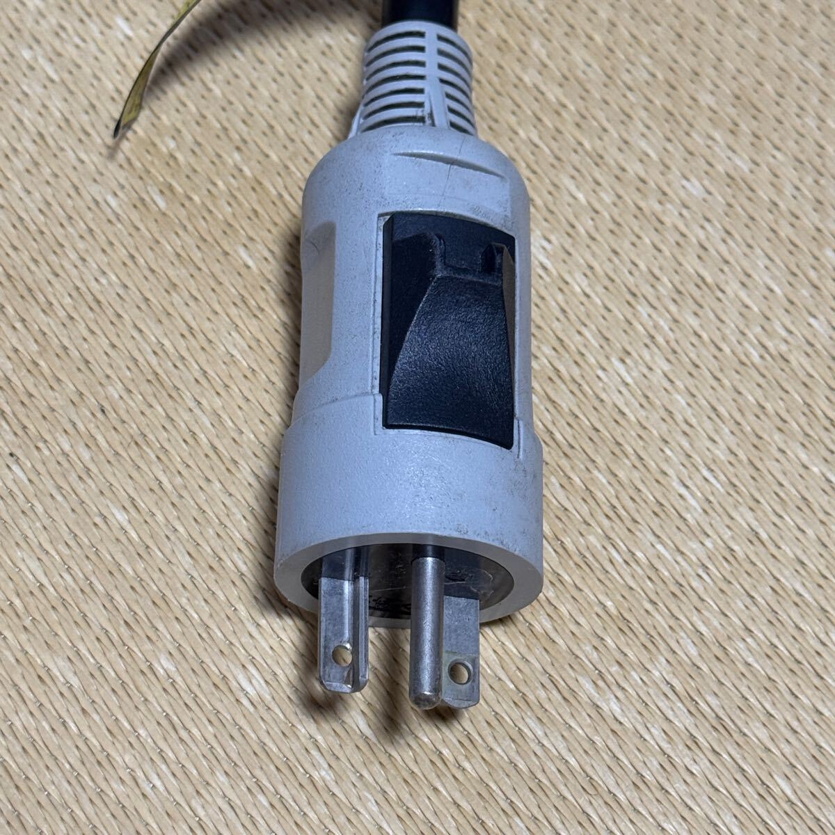 日産リーフ 充電ケーブル 200V 3NK5E 29690 2016年(充電器 日産リーフ 充電ケーブル 200V 3NK5E 29690 2016年(充電器