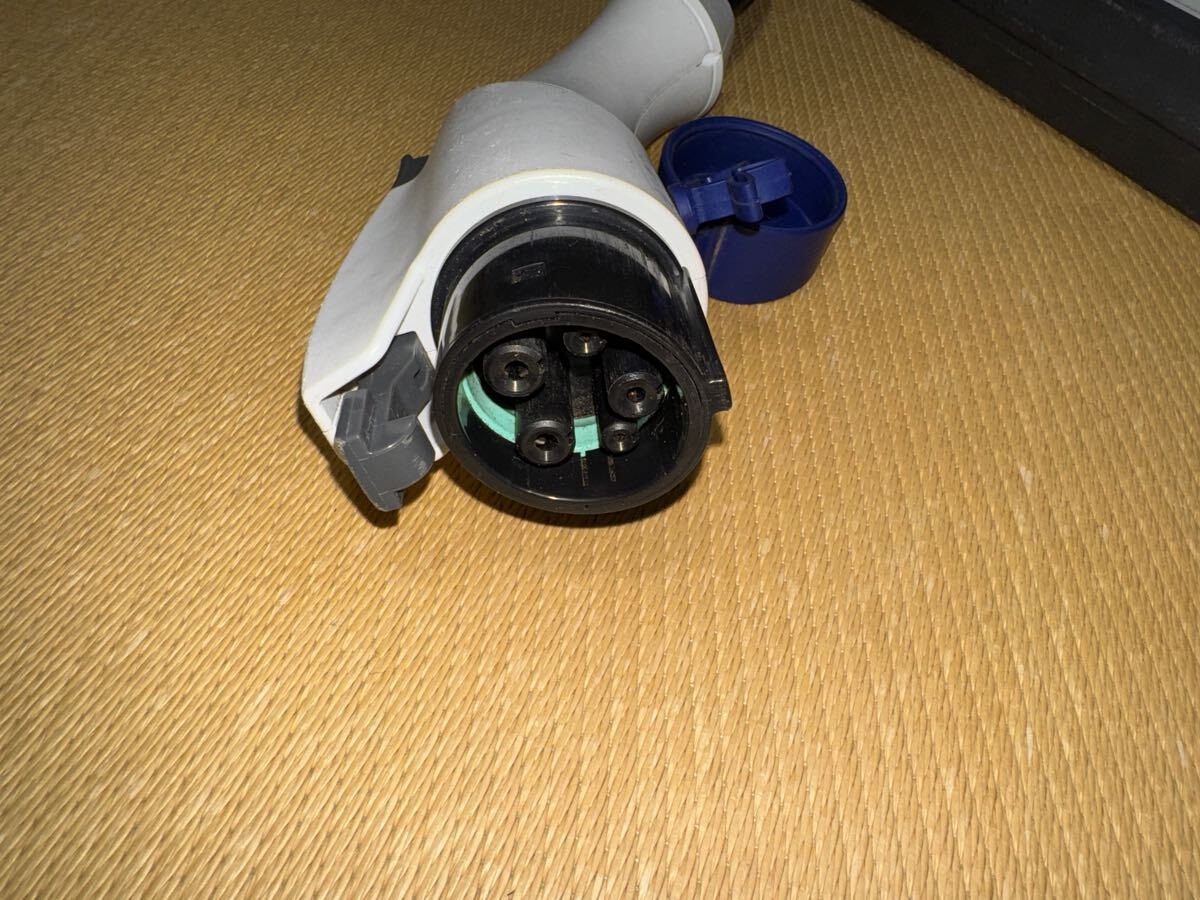 日産リーフ 充電ケーブル 200V 3NK5E 29690 2016年(充電器 日産リーフ 充電ケーブル 200V 3NK5E 29690 2016年(充電器