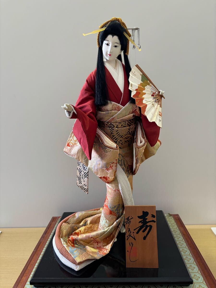 ○F#477 尾山人形 寿喜代作 日本人形 ガラスケース付 着物 飾り ○F#477 尾山人形 寿喜代作 日本人形 ガラスケース付 着物 飾り