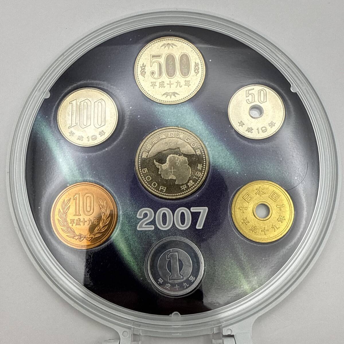 未使用】南極地域観測50周年記念 5百円ニッケル黄銅貨幣入り 未使用】南極地域観測50周年記念 5百円ニッケル黄銅貨幣入り