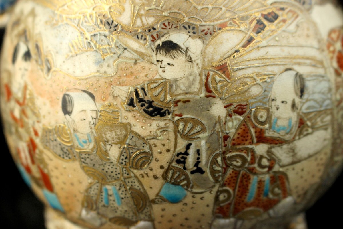 時代品 薩摩焼 三足香炉 色絵 金彩 唐子図 唐子双耳 高22.0㎝ 香 時代品 薩摩焼 三足香炉 色絵 金彩 唐子図 唐子双耳 高22.0㎝ 香