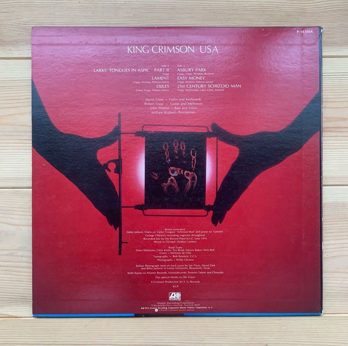  записано в Японии подкладка есть King * Crimson King Crimson / USA U.S.A Robert Fripp John Wetton David Cross Bill Bruford Greg Lake
