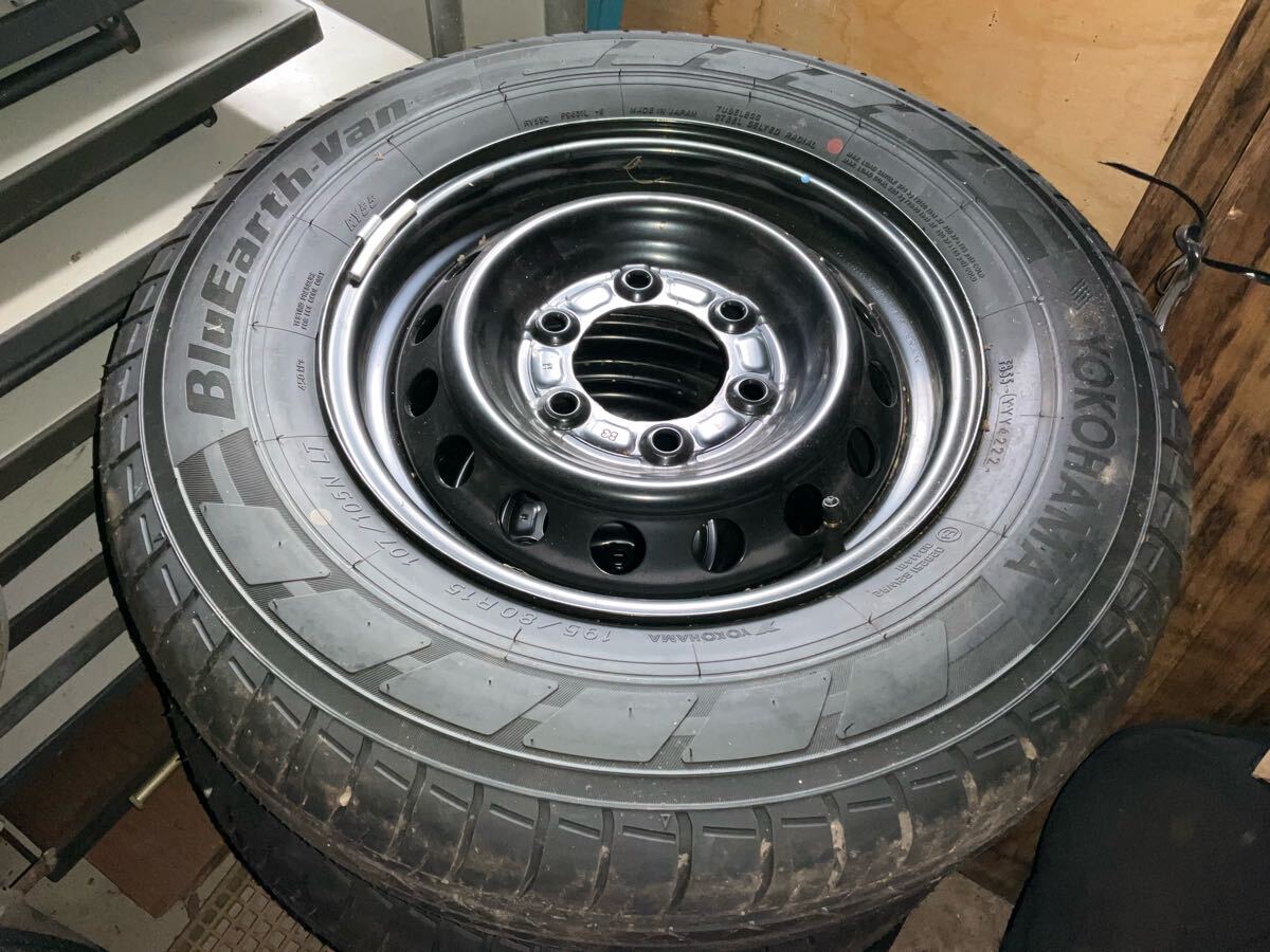 日産 キャラバン e26 350 純正タイヤ 15インチ鉄ホイール 4本 日産 キャラバン e26 350 純正タイヤ 15インチ鉄ホイール 4本