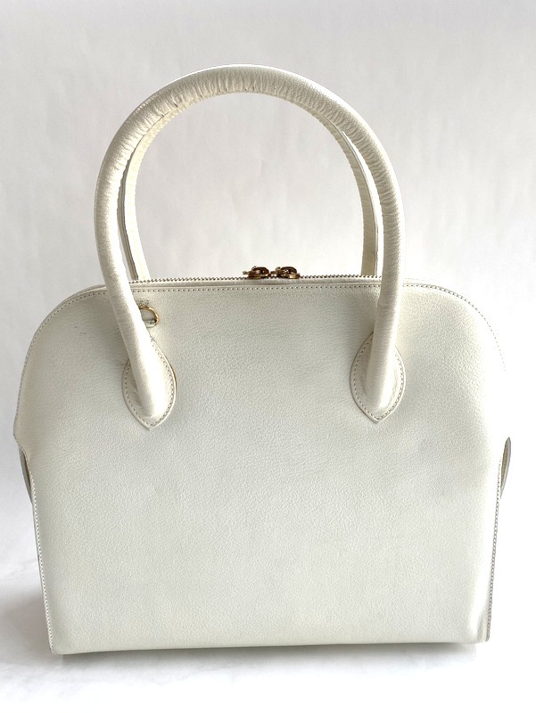 Salvatore Ferragamo サルバトーレ フェラガモ ガンチーニ Salvatore Ferragamo サルバトーレ フェラガモ ガンチーニ
