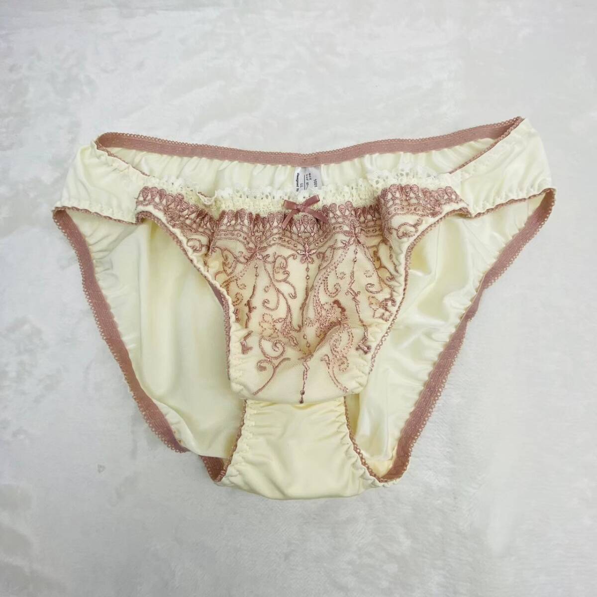 y380 ブラジャー ショーツ セット E85 LLサイズ 刺繍 クリーム色