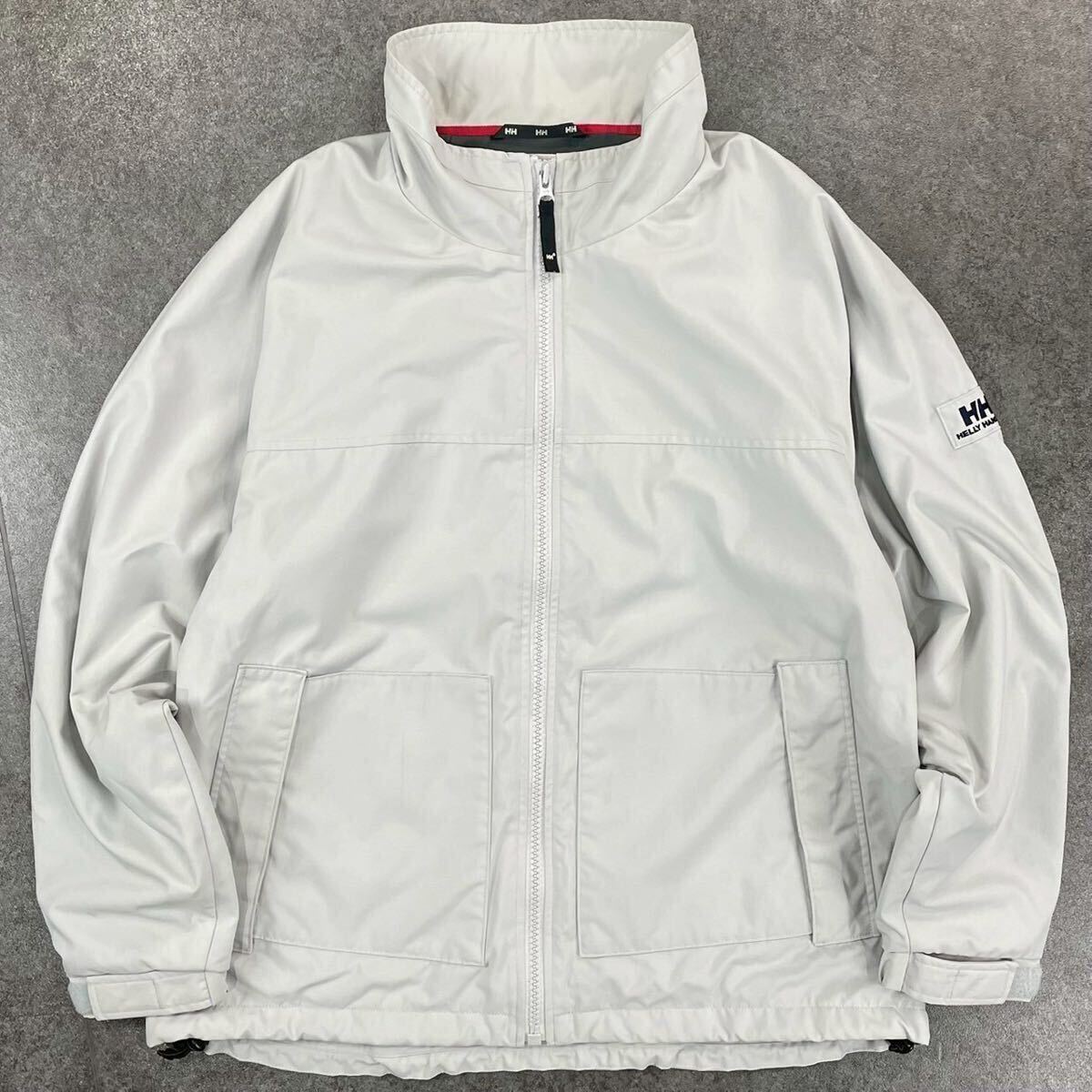 日本製 HELLY HANSEN ヘリーハンセン 薄手 ナイロンジャケット 日本製 HELLY HANSEN ヘリーハンセン 薄手 ナイロンジャケット