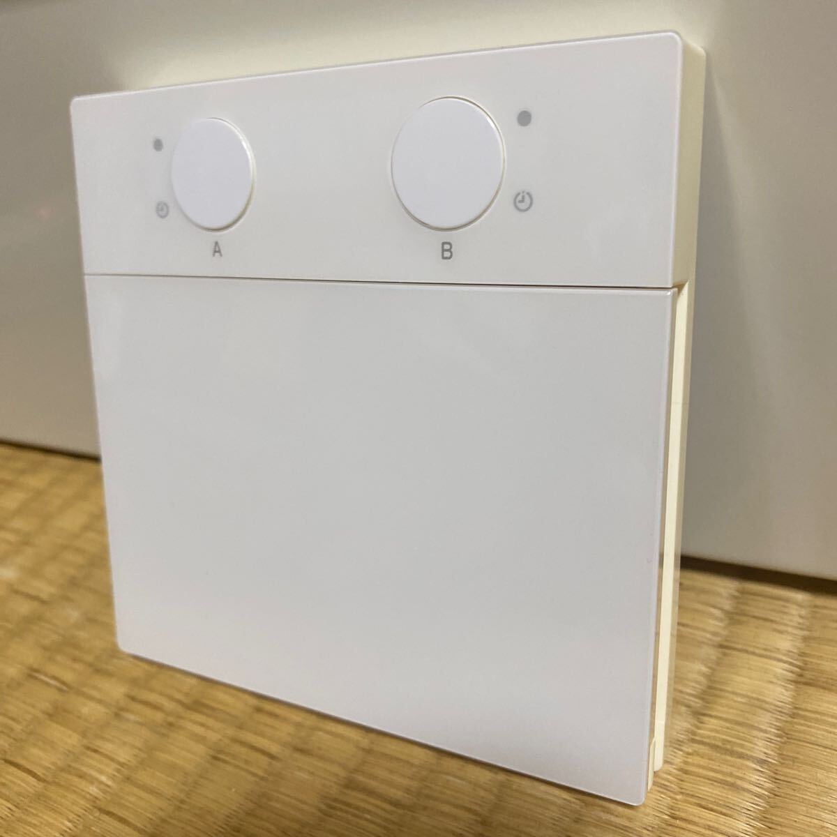 大坂ガス リンナイ ノーリツ 床暖房リモコン 142-N201 中古品 クリーニング済み