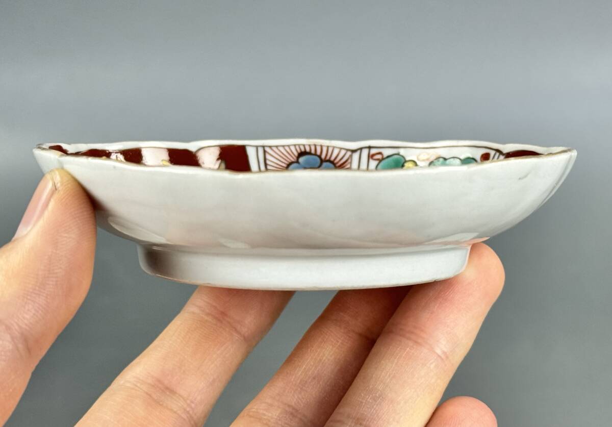 偲】古伊万里 赤絵牡丹図 金彩 小皿 5客 豆皿 伊万里焼 向附 偲】古伊万里 赤絵牡丹図 金彩 小皿 5客 豆皿 伊万里焼 向附