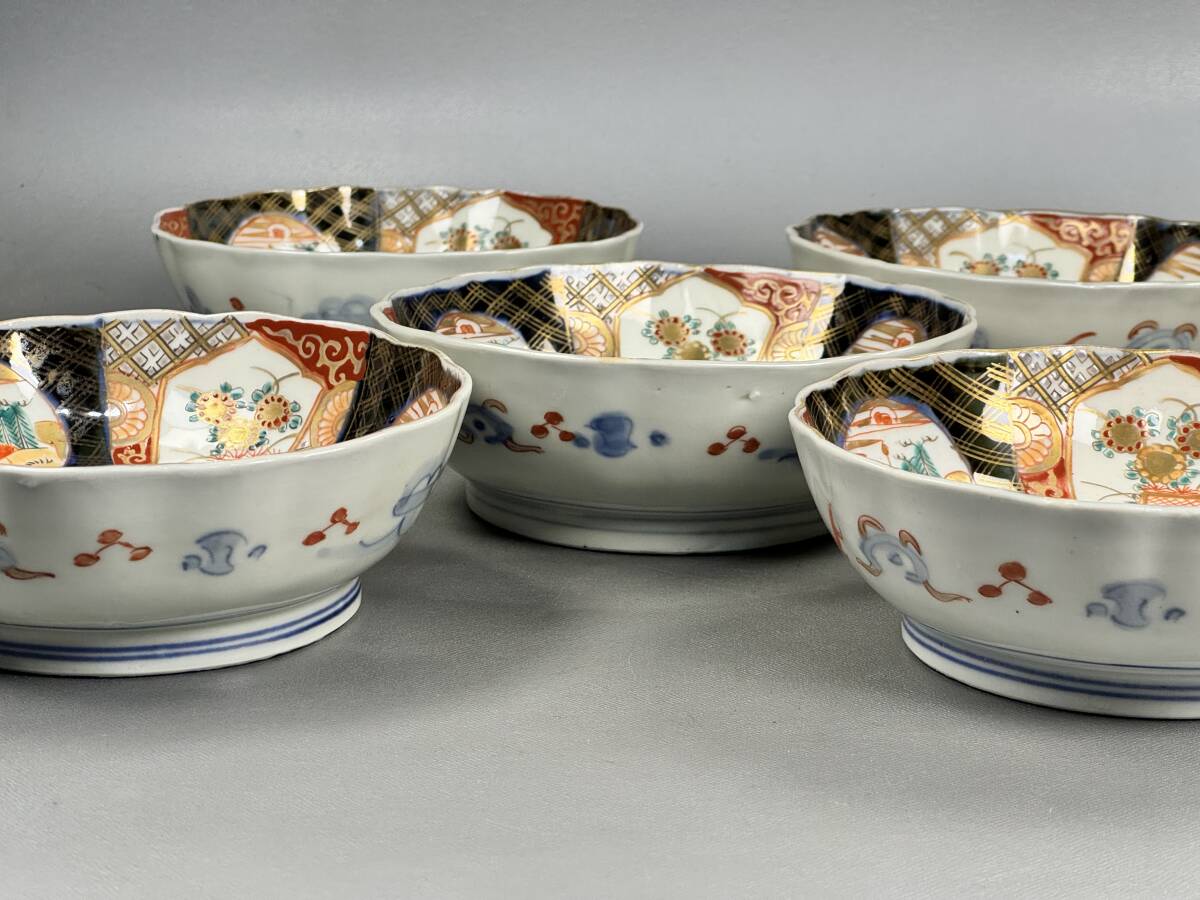 偲】古伊万里 風景花草文 亀文様 中皿 金彩 5客 菊形 皿 取り皿 偲】古伊万里 風景花草文 亀文様 中皿 金彩 5客 菊形 皿 取り皿