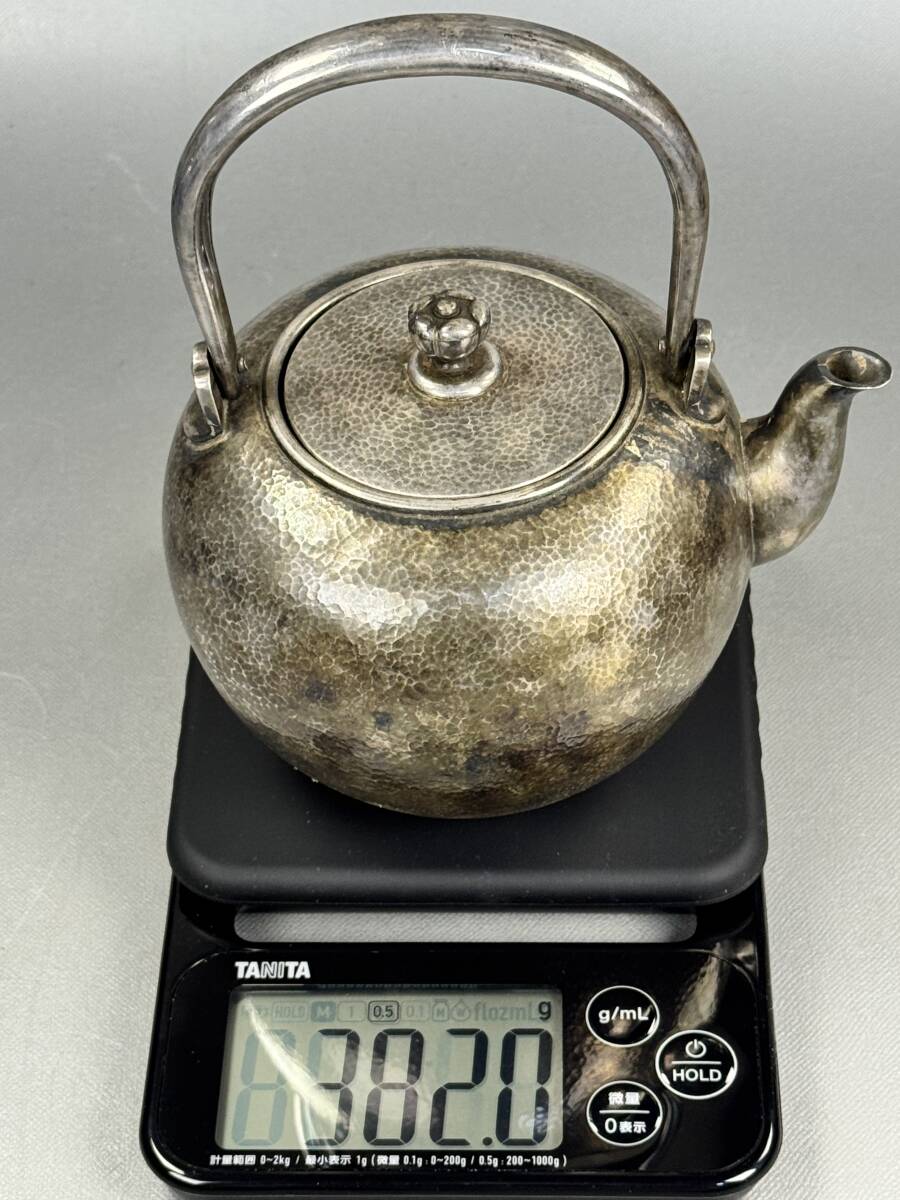 偲】眞芳堂造 純銀製 燗瓶 銀瓶 銀重382g 純銀湯沸 共箱 急須瓶 偲】眞芳堂造 純銀製 燗瓶 銀瓶 銀重382g 純銀湯沸 共箱 急須瓶