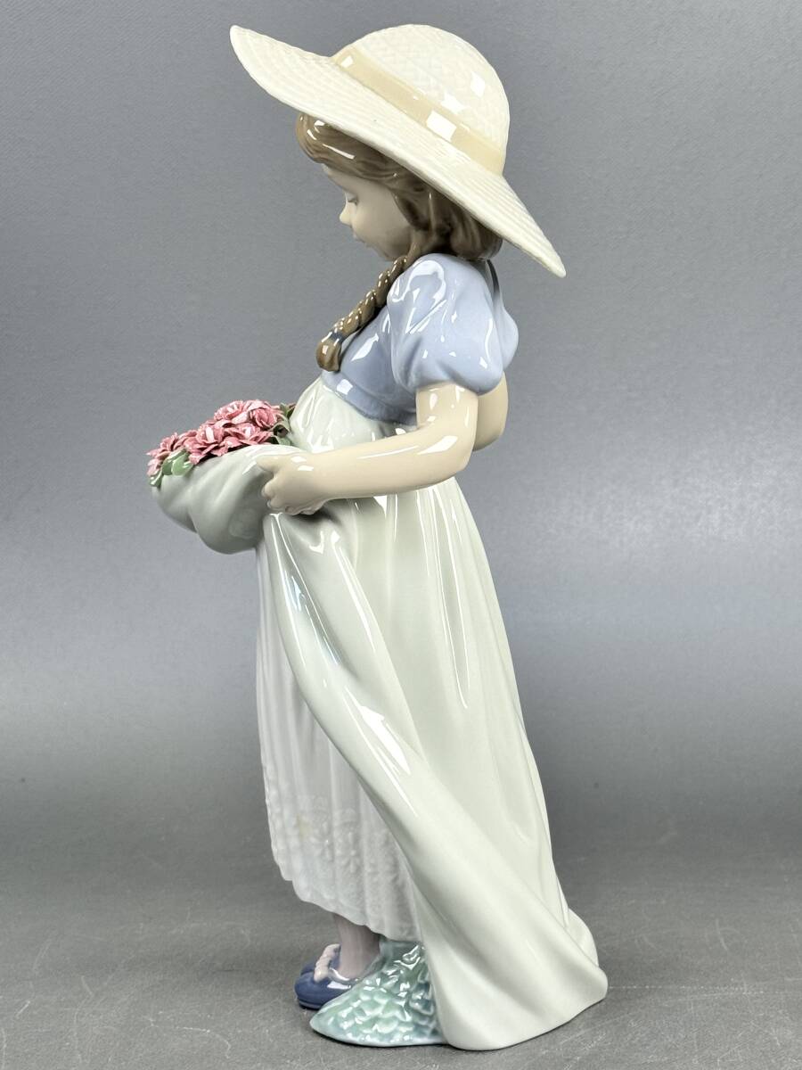 偲】美品 LLADRO リヤドロ フィギュリン たくさん摘めたよ 高級 偲】美品 LLADRO リヤドロ フィギュリン たくさん摘めたよ 高級