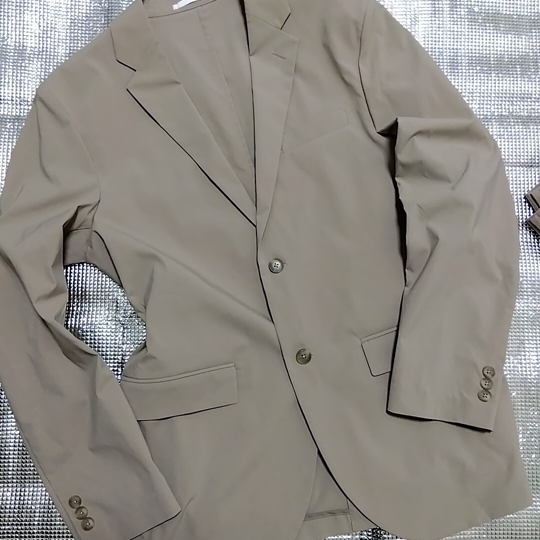 ユニクロ UNIQLO 感動ジャケット 感動パンツ セットアップ ユニクロ UNIQLO 感動ジャケット 感動パンツ セットアップ
