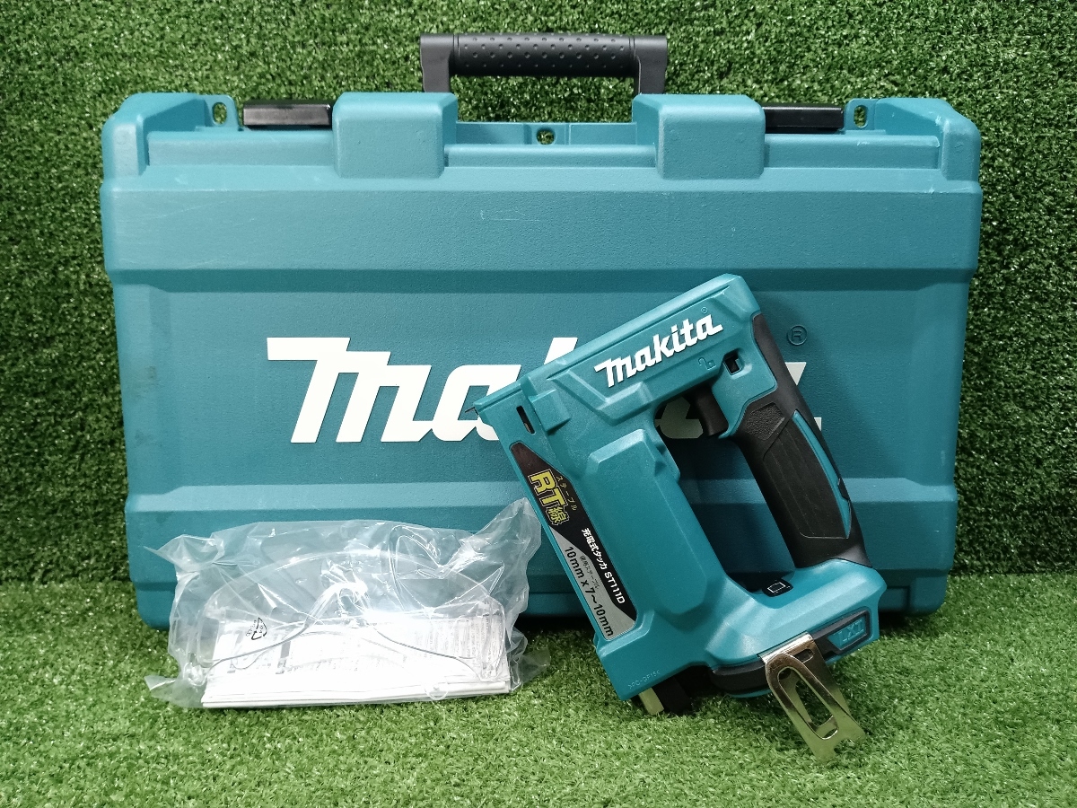 中古 マキタ makita 14.4V 充電式タッカ 本体 ケース 付 ST120DZK 中古MAKITA マキタ 14.4V 充電式タッカ ST120D J線⁄10mm 本体のみ C