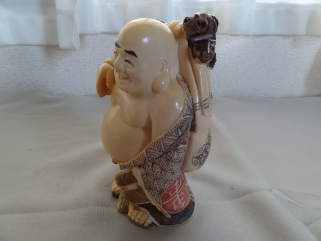 【あす楽対応】 □象牙風 彫刻 布袋様 美術品 置物 オブジェ 七福神 開運 高さ約 置物